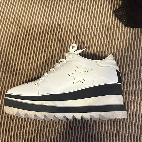 Stella McCartney White Star Sneakers - Picture 2 of 14